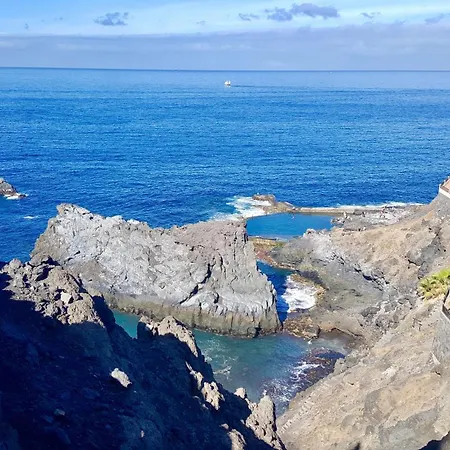 Mit Aussicht Auf Und Klippen Acantilado de los Gigantes